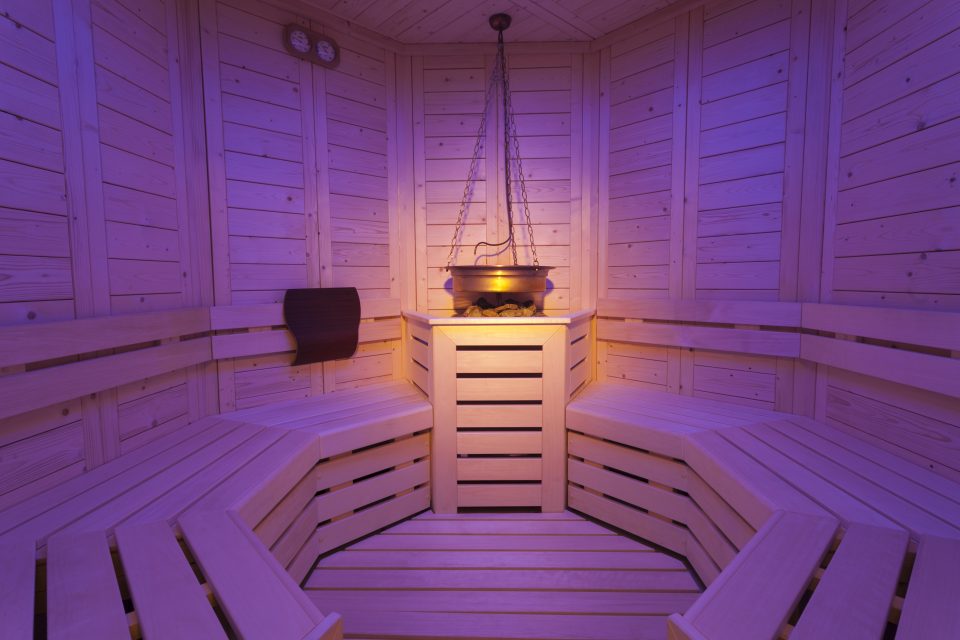 Sauna con cromoterapia Pinzolo